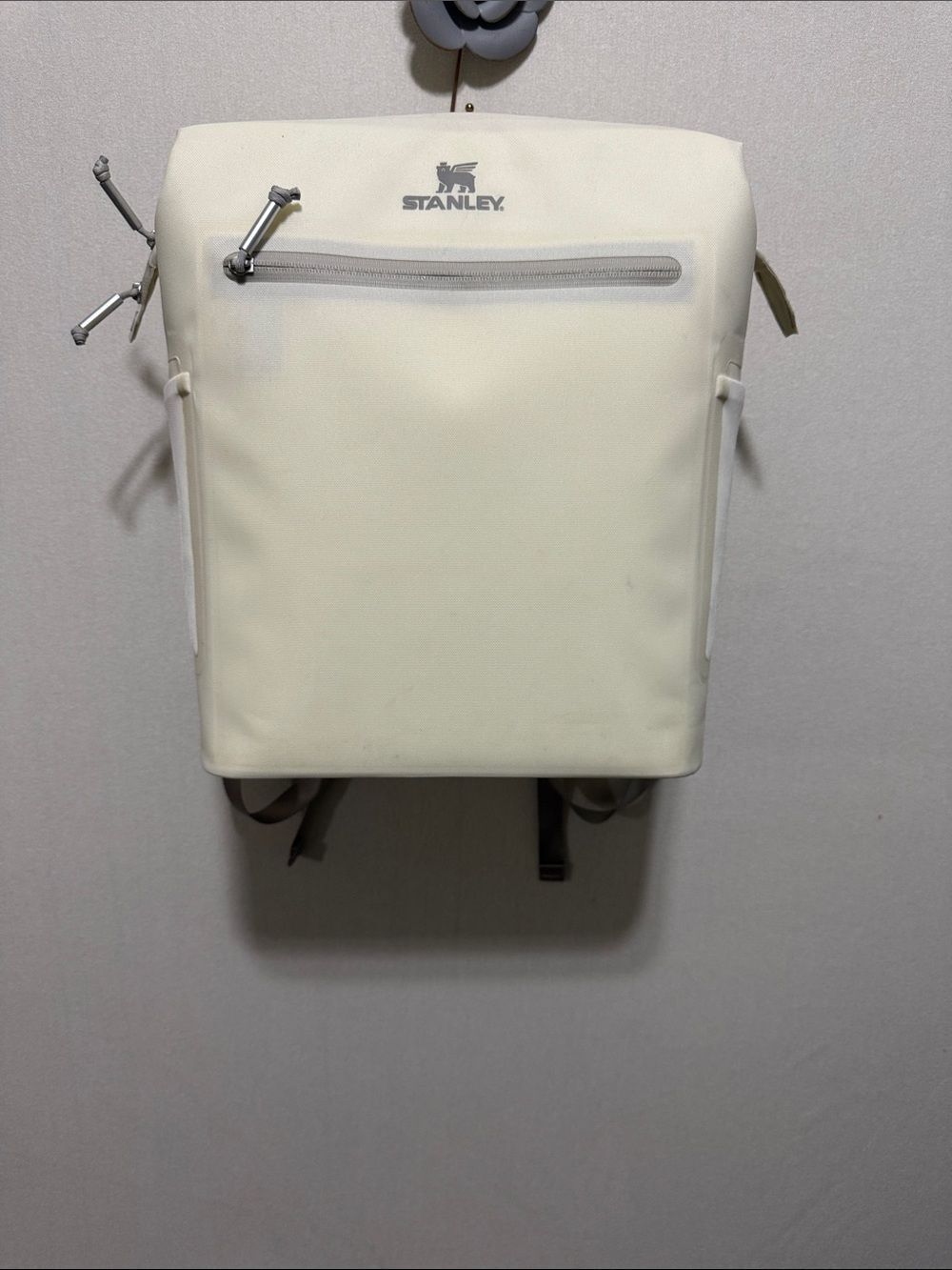 Stanley White Cream Minimalist Backpack cooler
